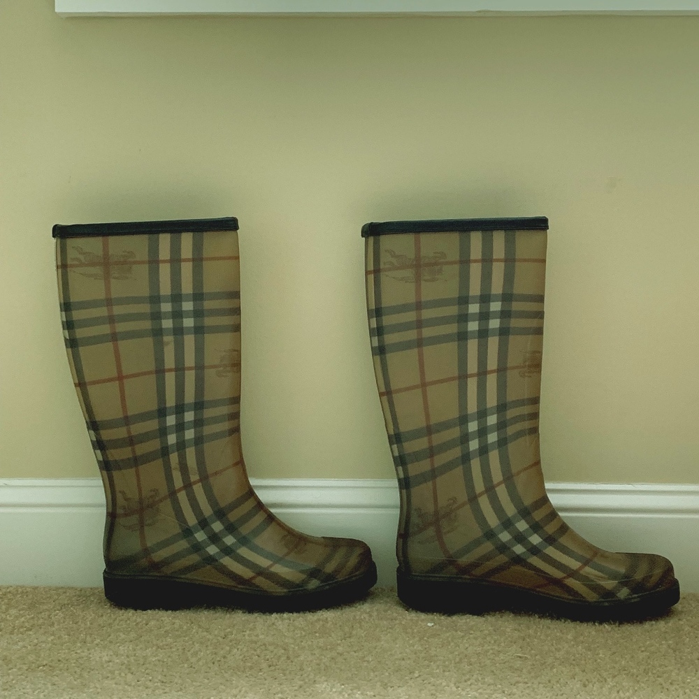 Classic Burberry Rain Boots